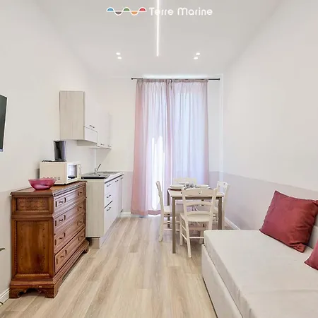 Apartment Civico76 - Interno1, Terremarine *